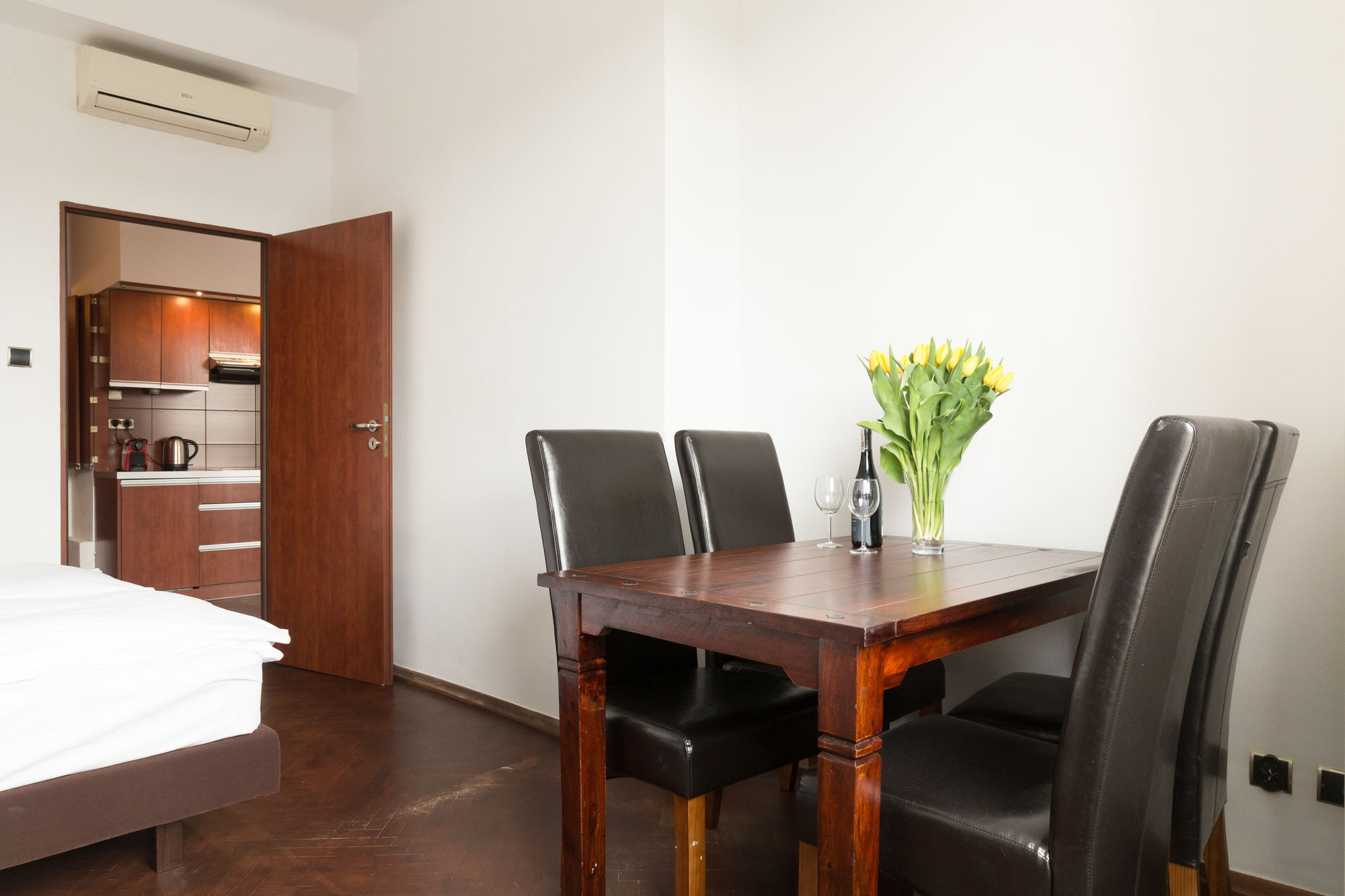 Apartamenty Wawa Centrum By Your Freedom Warschau Buitenkant foto